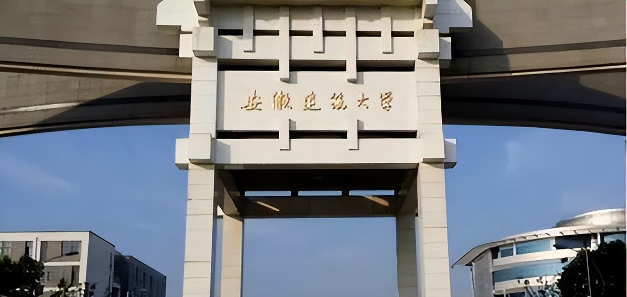 奇葩老师让学生自己学,奇葩老师教出一群奇葩学生