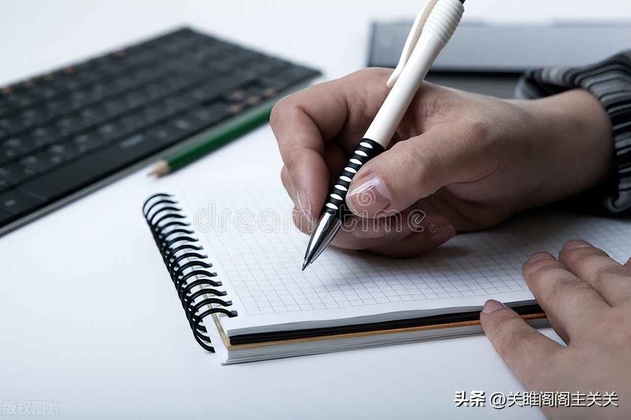 当你偶尔发现语言变得无力的时候,言语永远是那么的苍白无力