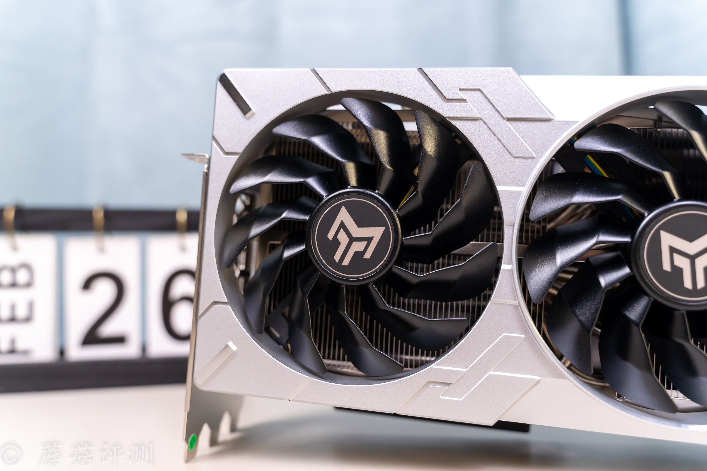 影驰geforcertx4090gamingxtrio,影驰3060金属大师显卡排名