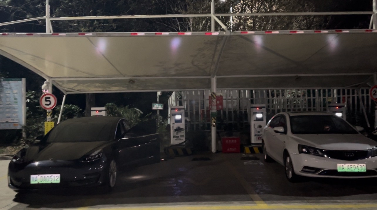 想买新能源车怕过年回家续航不够,春节开新能源车返乡有里程焦虑吗