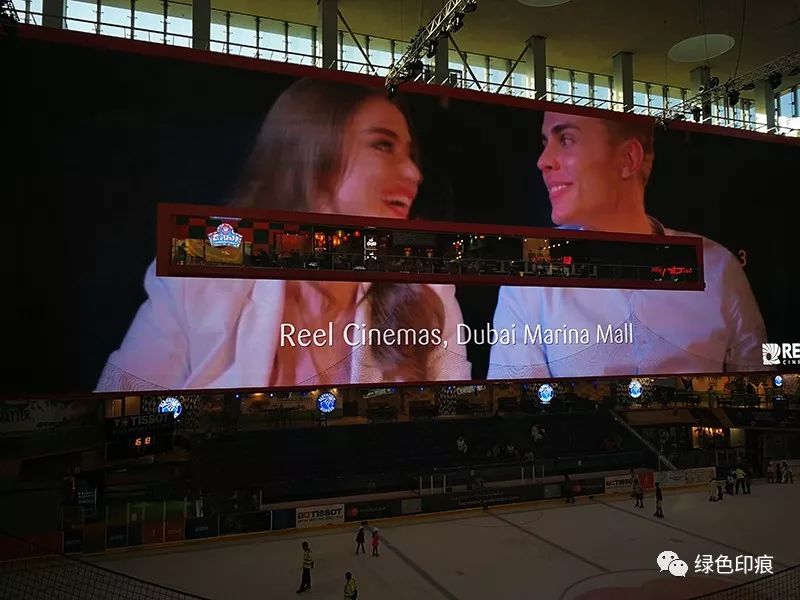 在迪拜最大购物中心尽情享受购物 (去逛迪拜的购物中心)