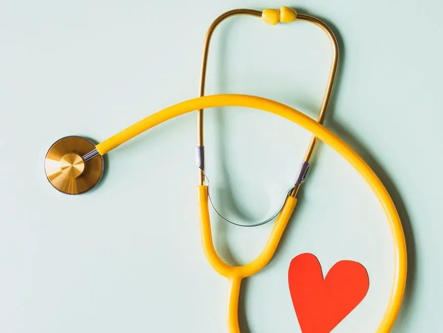 神经外科切除头皮脂肪瘤,脂肪瘤外科门诊手术