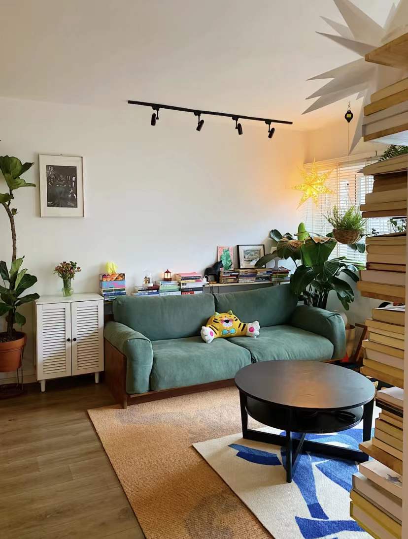 发现一户装修很精致的现代轻奢风,发现一位网友的家因装修风格走红