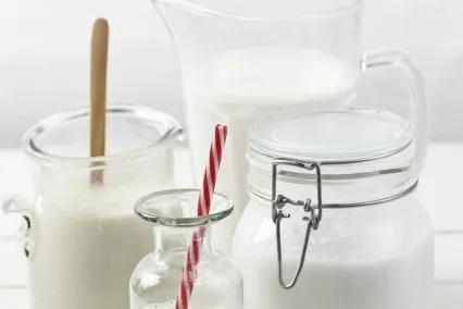 全国6款顶级酸奶,经鉴别,均由巴氏杀菌制成,生牛乳含量均超80%