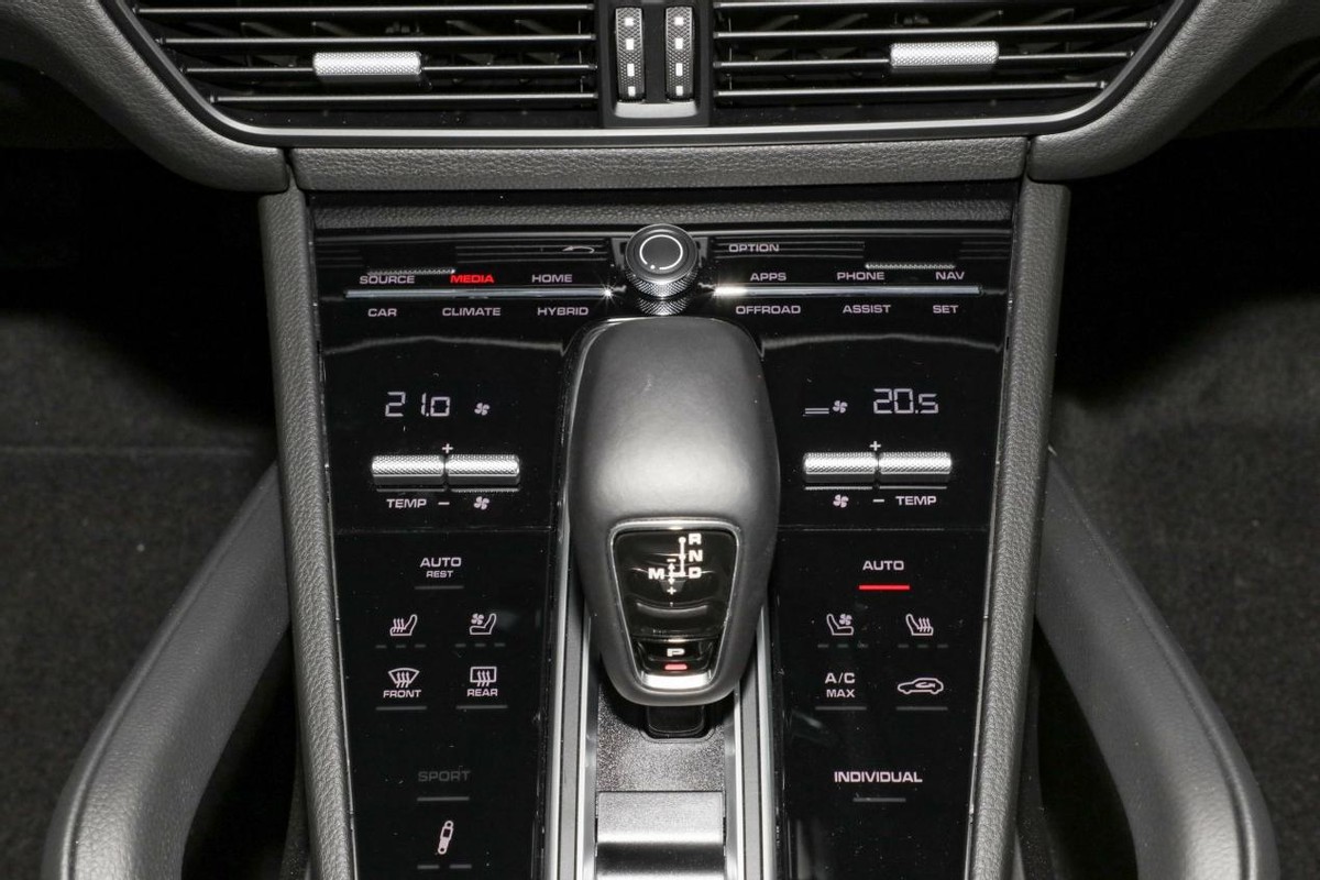 保时捷cayenne2018-2020款区别,2.9t保时捷cayennecoupe落地价