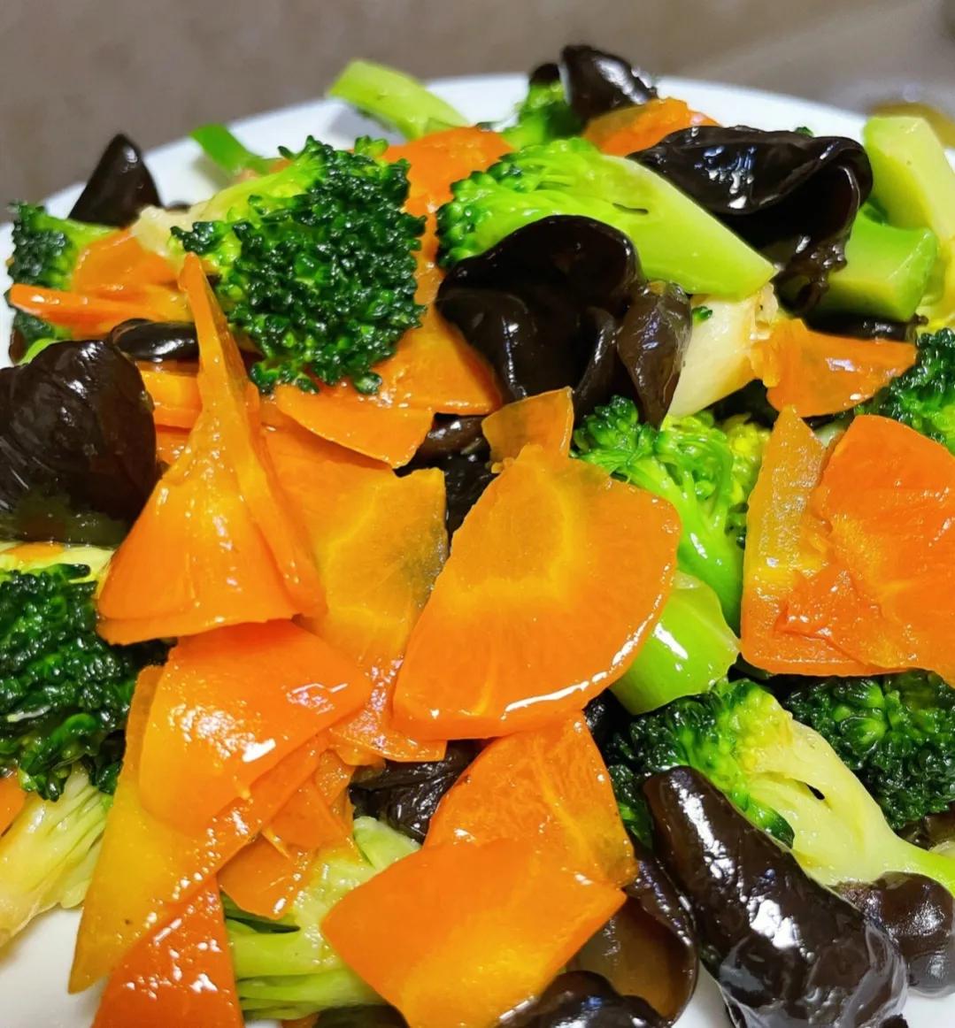 炒菜怎么做好吃又干净窍门,小白炒菜方法