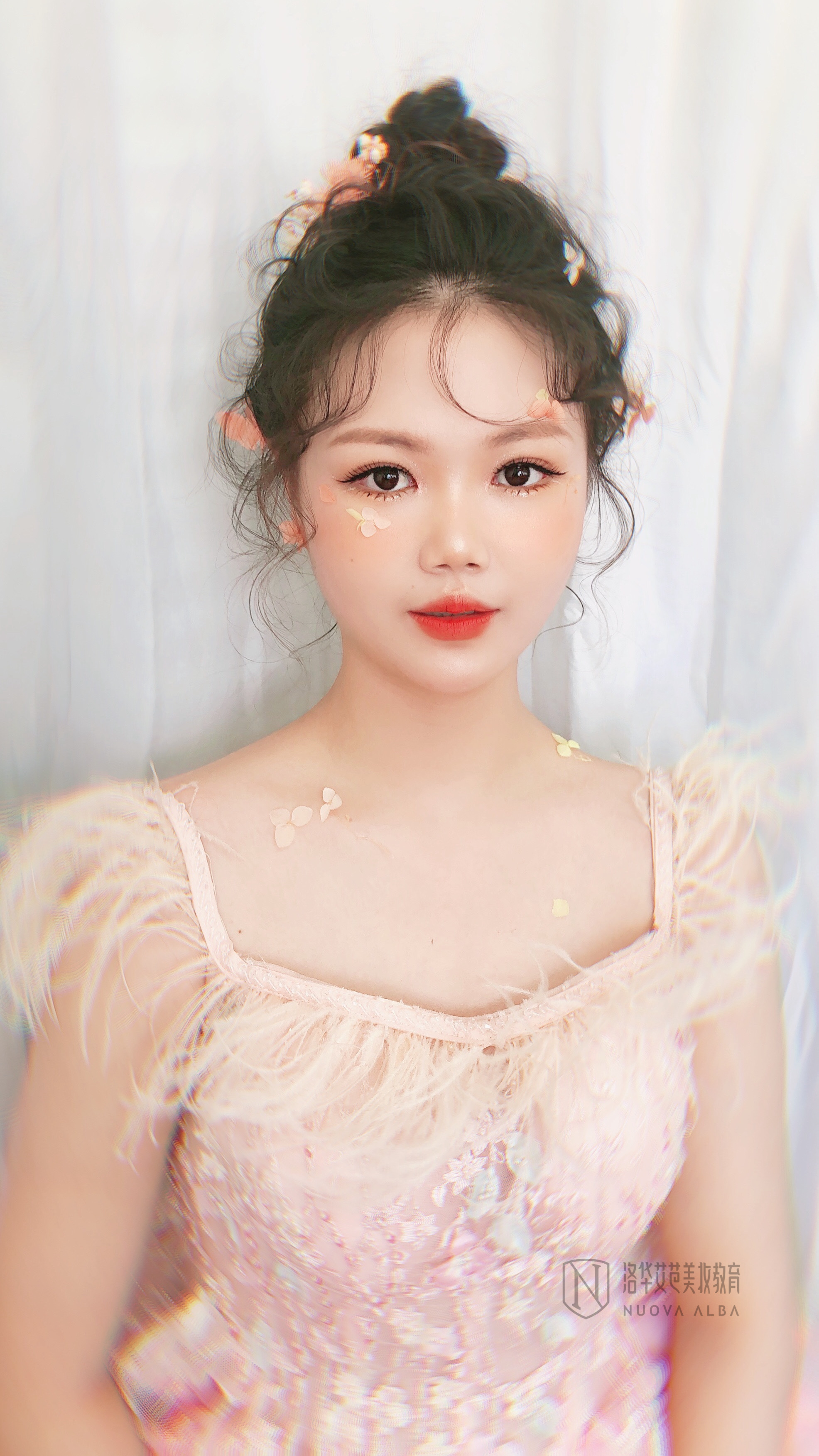 女生学化妆有前途吗,女孩子学化妆有前途吗好找工作吗