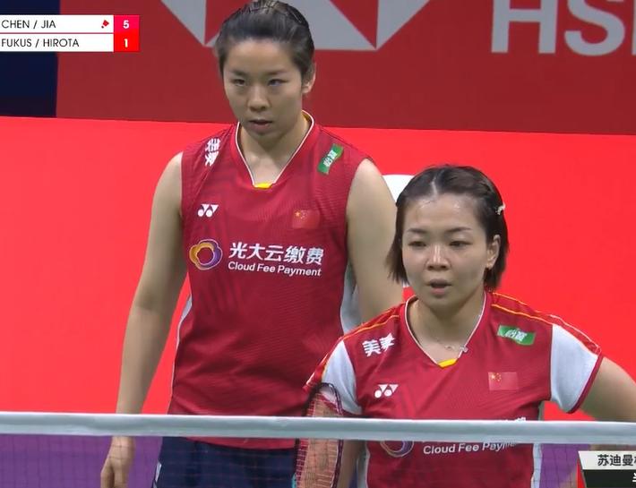 日本队提前庆祝夺冠,日本队庆祝球队赢球