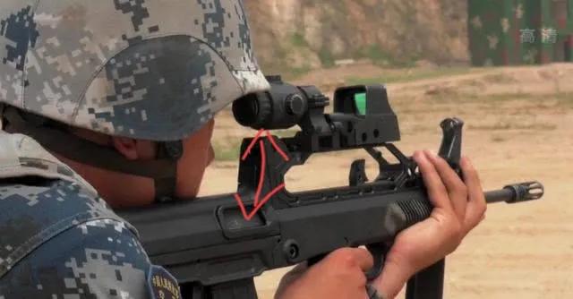 香港飞虎队换装sig556突击步枪,mp5香港飞虎队装备95步枪