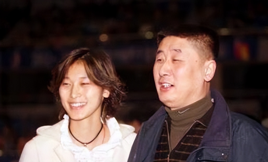 中国女篮王思雨照片好看一点的,徐杰和张茹王思雨身高啥关系