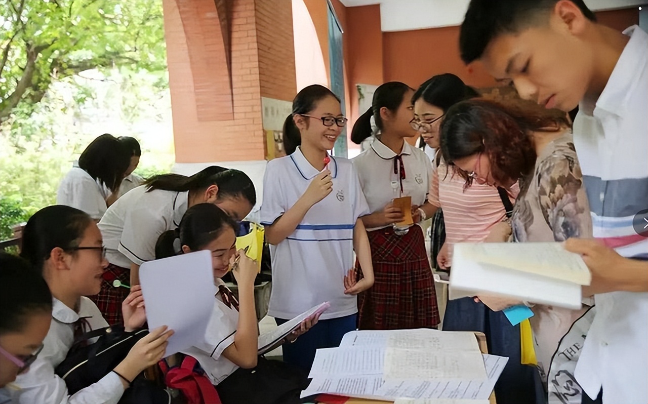 成长因梦想而精彩中考满分作文,中考满分作文从每一次成长开始