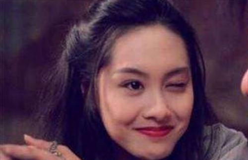 张柏芝的赘肉,张柏芝穿修身衣服