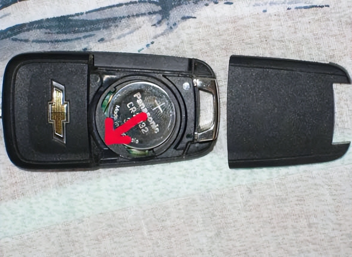 爱车保用车百科,汽车钥匙进水失灵怎么修复