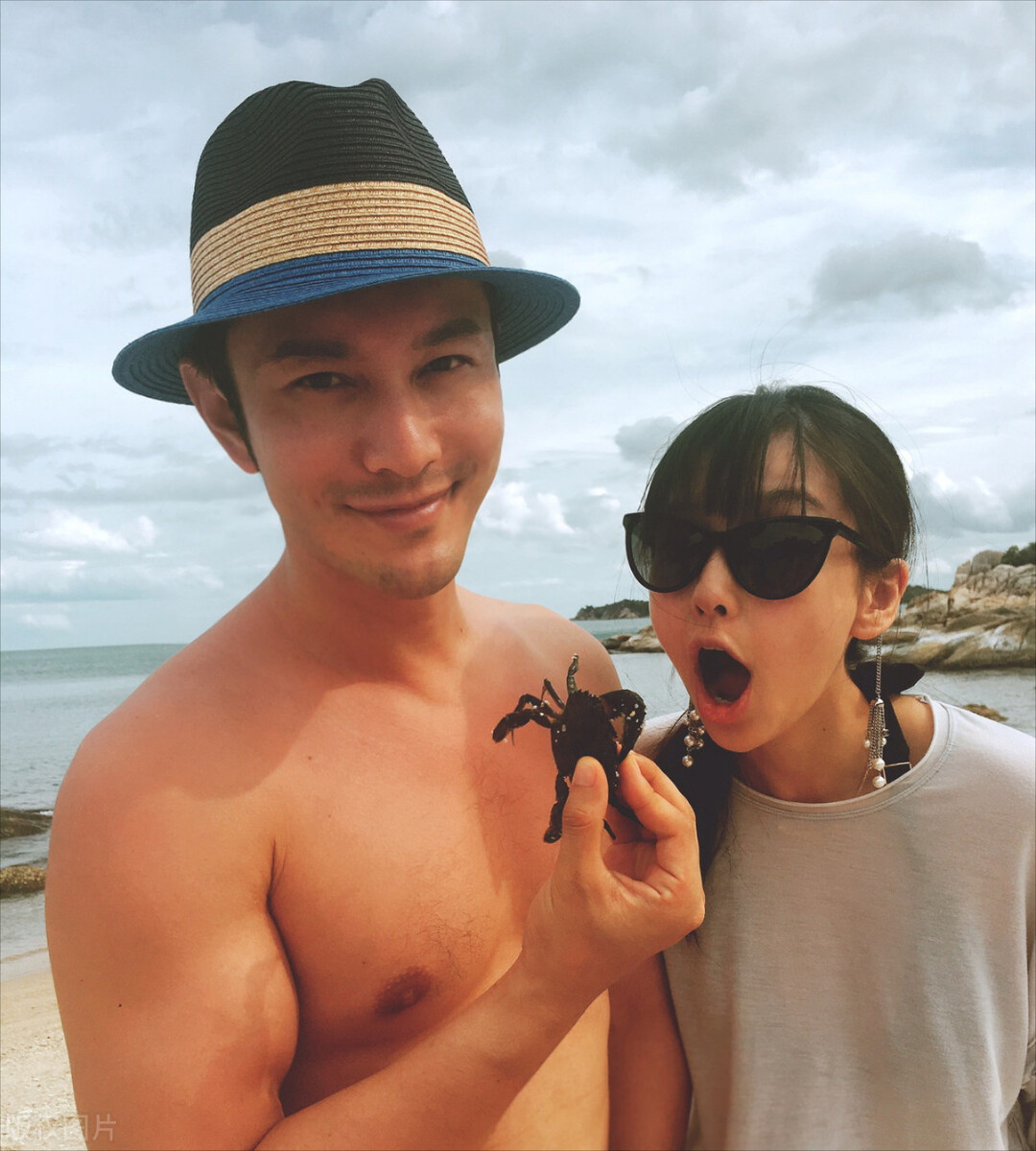 去婆家过年的姐妹们，羡慕今天官宣离婚的Angelababy吗？