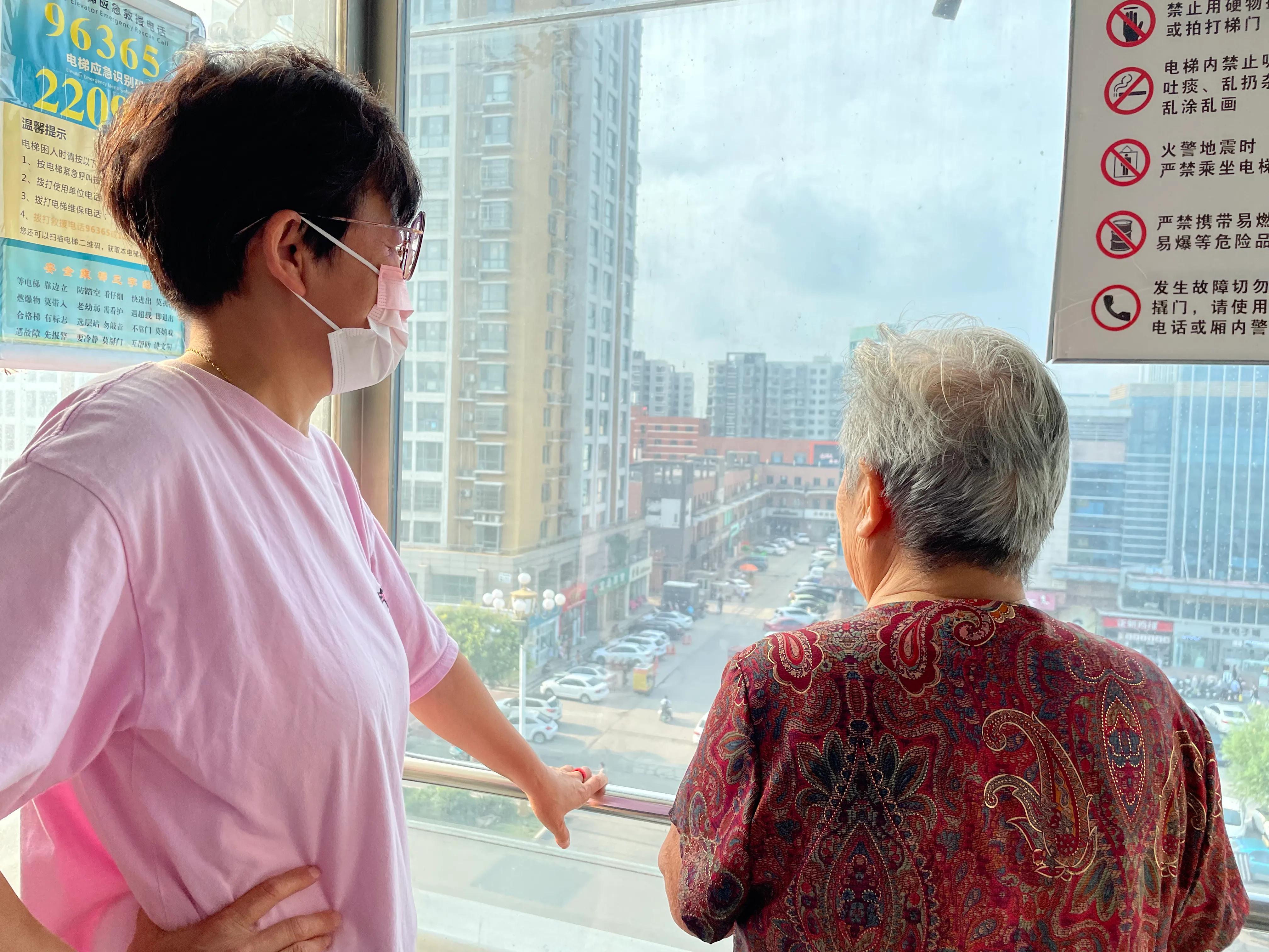 老人新冠一直发烧要警惕,老人新冠持续发低烧37.1-37.5要警惕