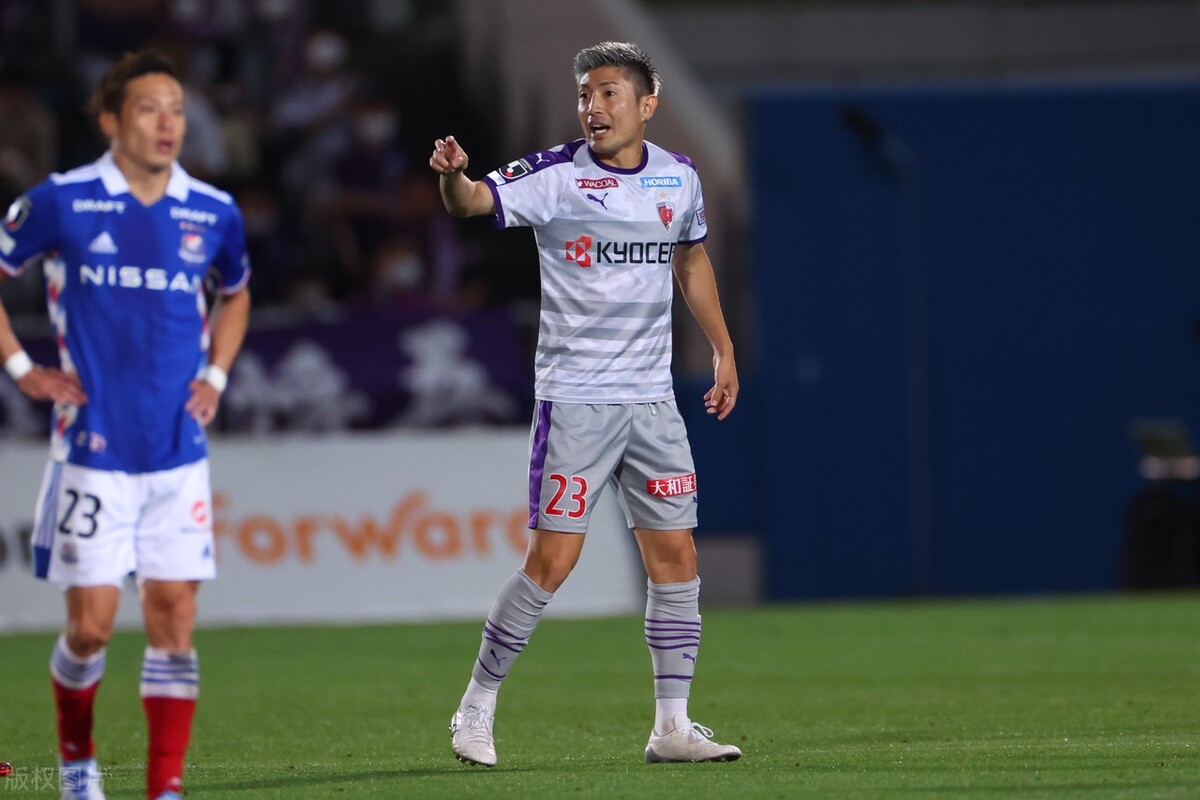 日职联：东京fcVS横滨水手横滨不复当年勇连败之下还能重返榜首？