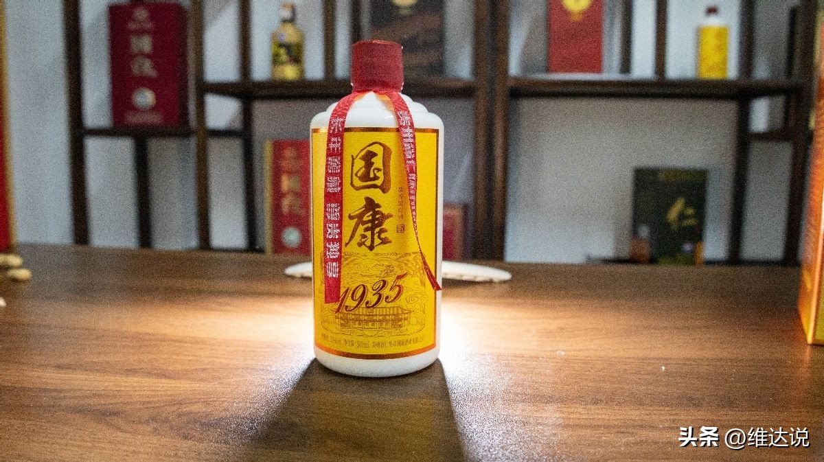 牛栏山百年为什么有便宜的有贵的,牛栏山一年卖8亿