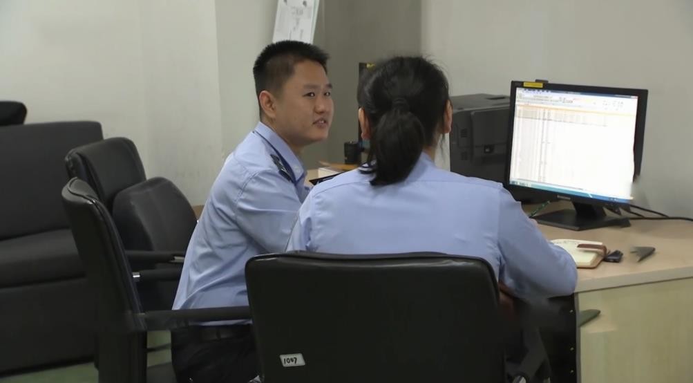 农民工炒股2008,农民工炒股两年赚一个亿