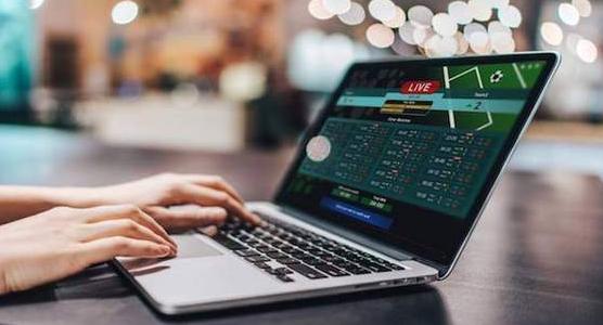 效果广告和程序化广告,计算机广告制作和计算机网络应用