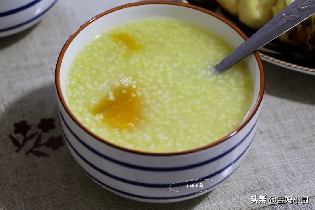 暖胃的早餐粥图片大全,暖胃豆浆早餐粥