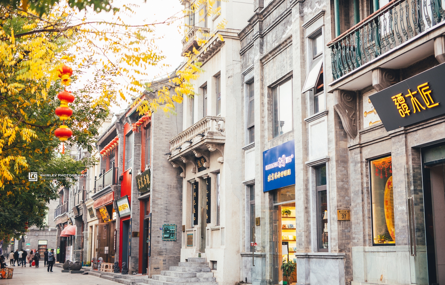 人气不再的北京前门大街，本地人不去，外地游客拍完照就走