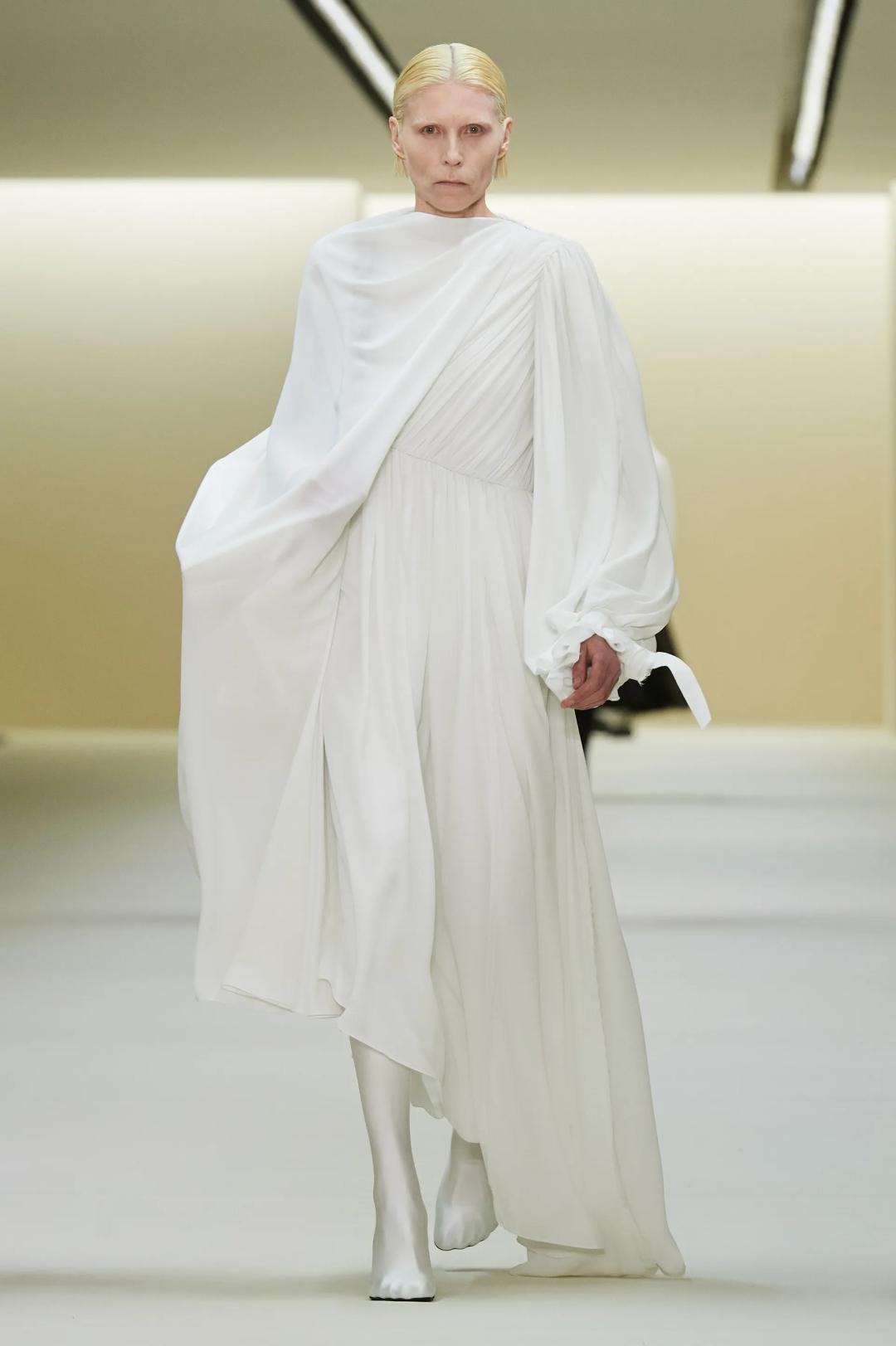 2023秋冬伦敦时装周收官,2022秋冬巴黎时装周什么时候开始