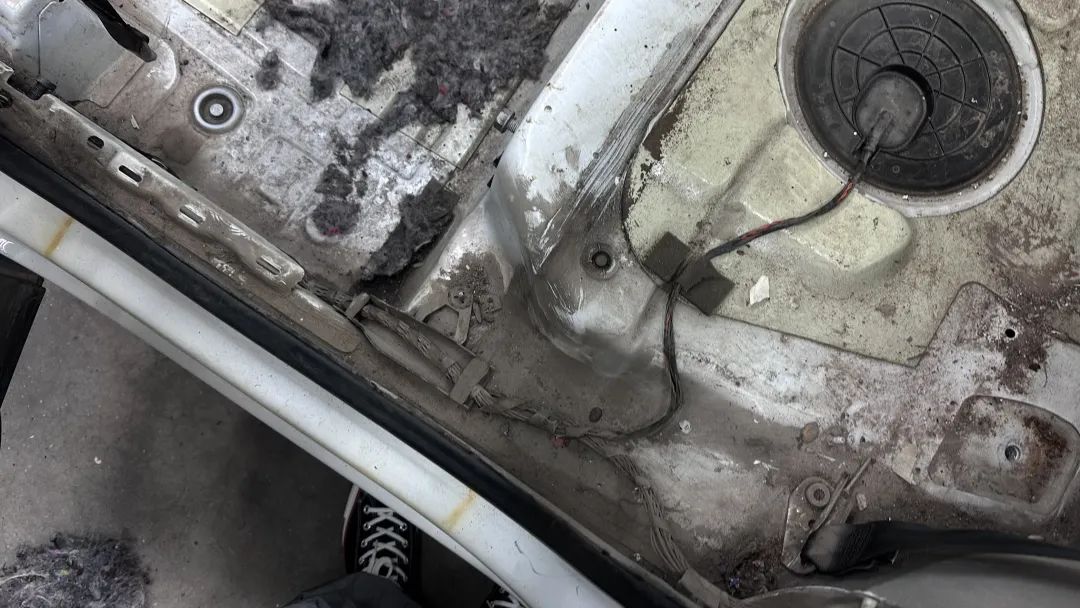 12年大众途观二手车翻新,大众途观外观塑料件翻新