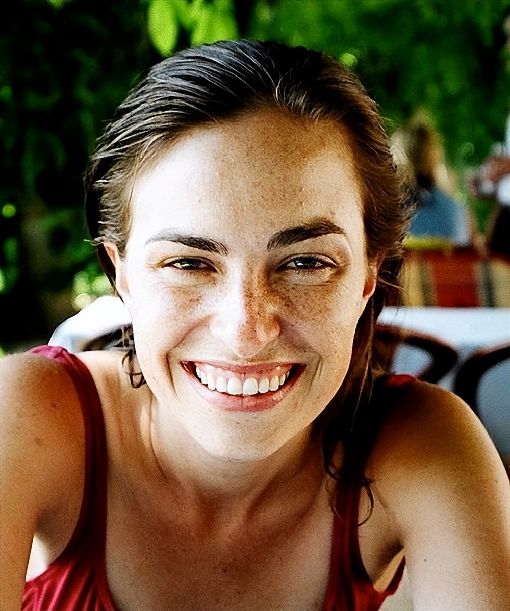 丽萨继承父亲乔布斯的遗产了吗,乔布斯留钱给女儿丽萨了吗