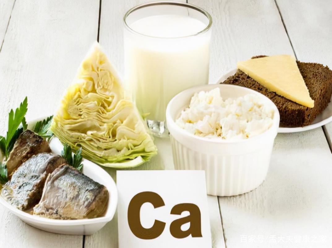 肚子饿吃苹果会伤胃吗为什么呢,每天晚上睡觉前吃苹果会不会伤胃