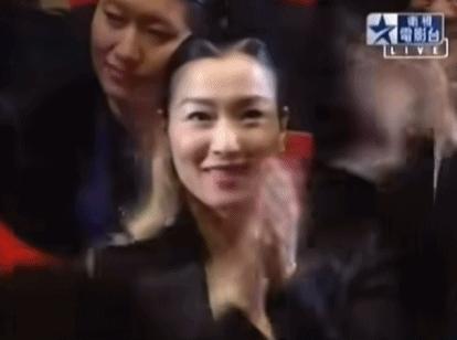 对不起，她被封神，不是「爽剧」