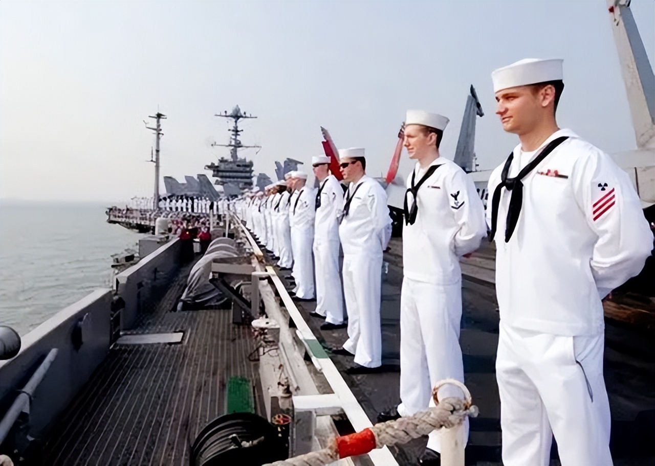 中国已证明有能力制造各类军舰，但不会照抄美国“作业”