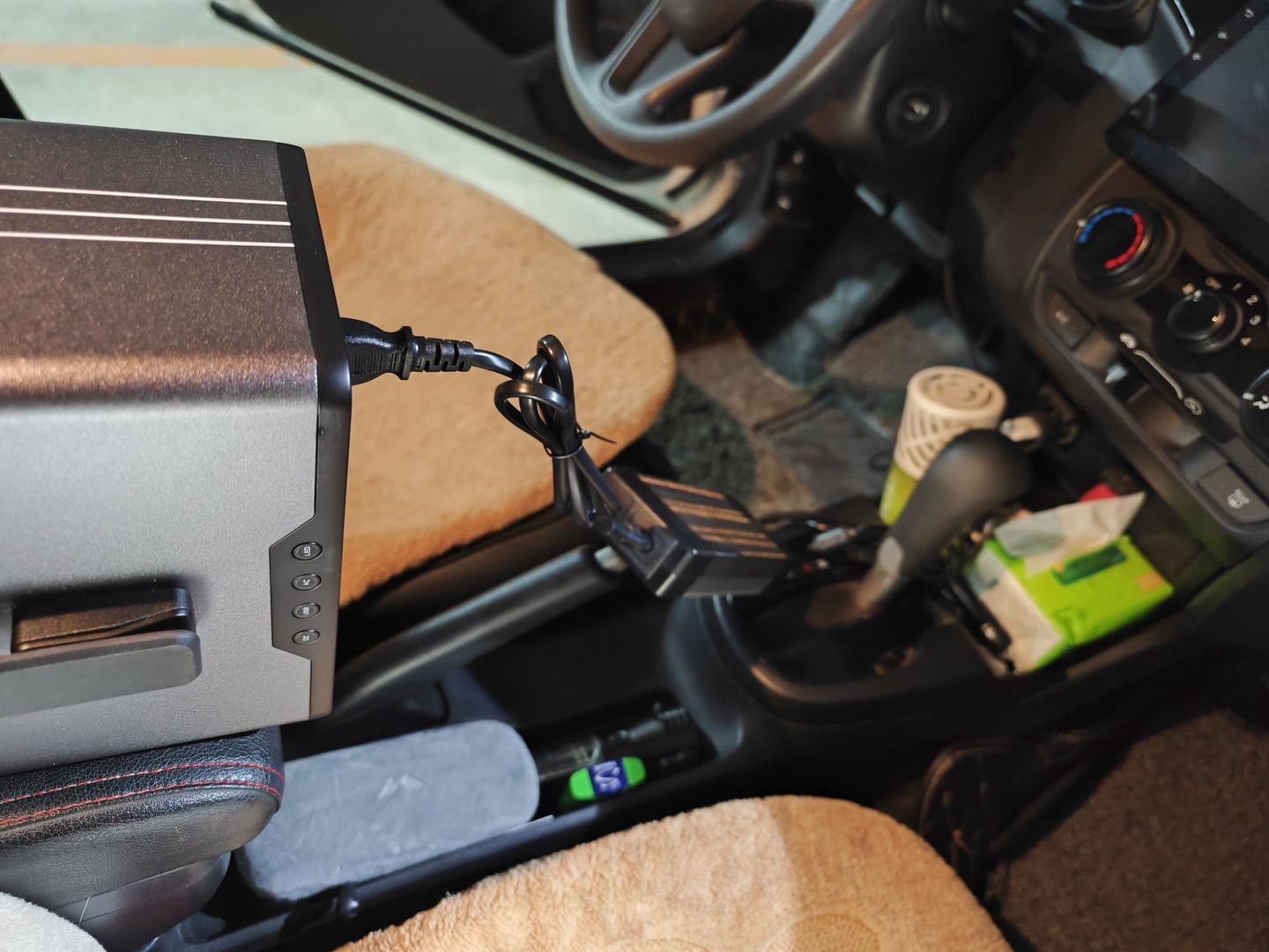 露营用电户外储能电源,露营户外电源省钱