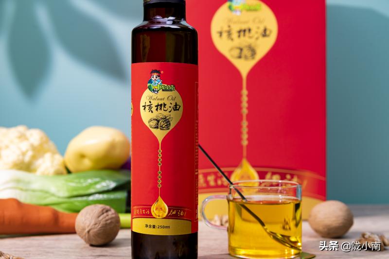 食用油过期三年但没有开封可吃吗,没有开封过期的食用油怎么处理