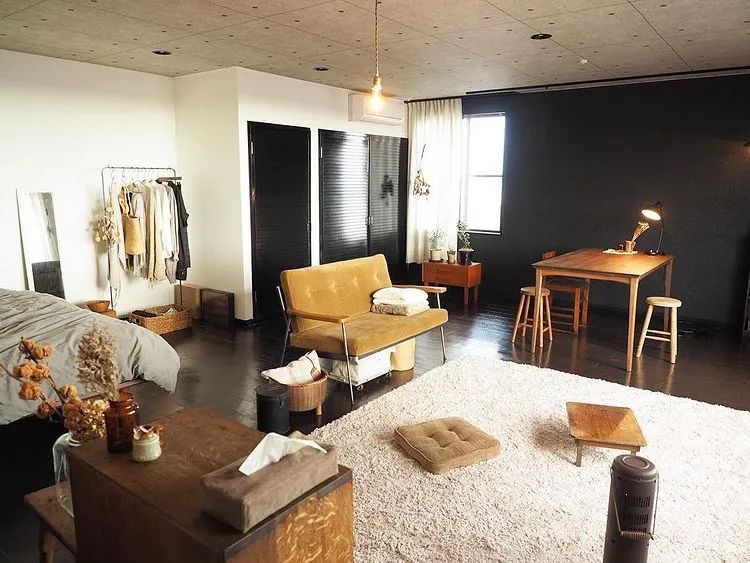 90后女主晒32㎡出租屋，因太会布置而走红，是被人羡慕的样子