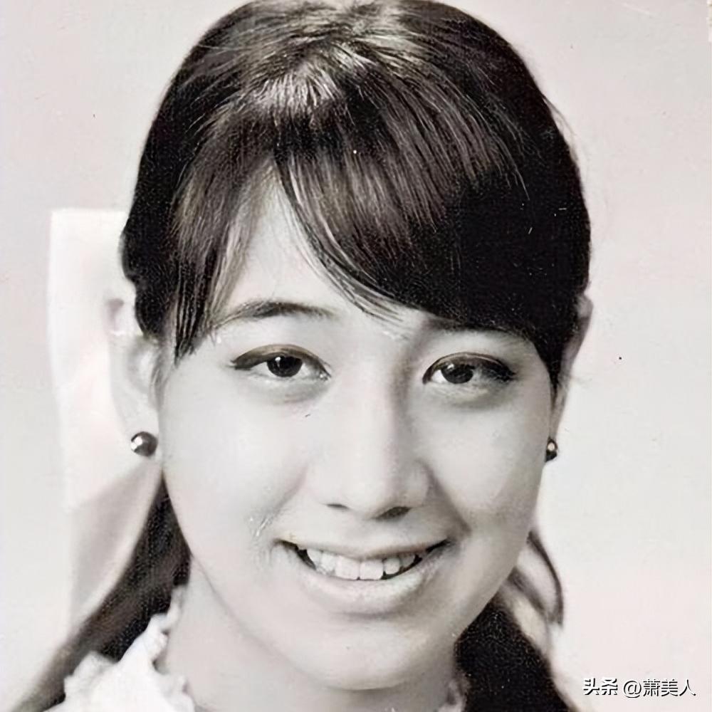 何超英：赌王掌上明珠，备受打击后变得疯癫，死后连墓碑都没有