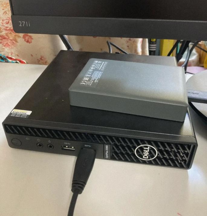 电脑的发展有多快,科技感十足的微型电脑