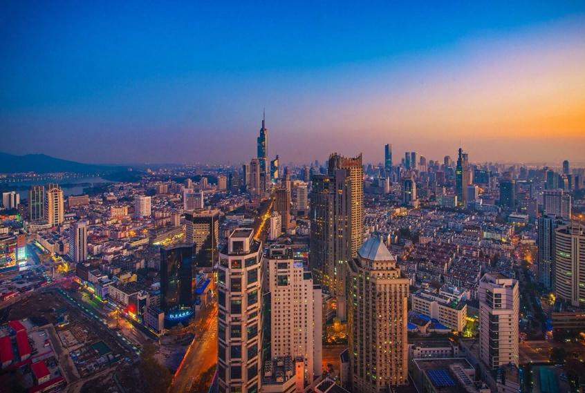 香港洗碗工真的能包吃住吗,香港的洗碗工月薪18000是真的吗