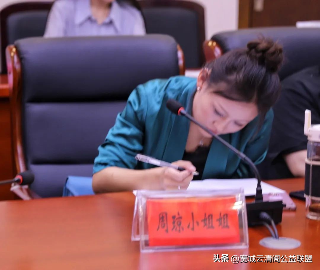 向“网”美好带承出“圈”——2023年承德市自媒体座谈会召开