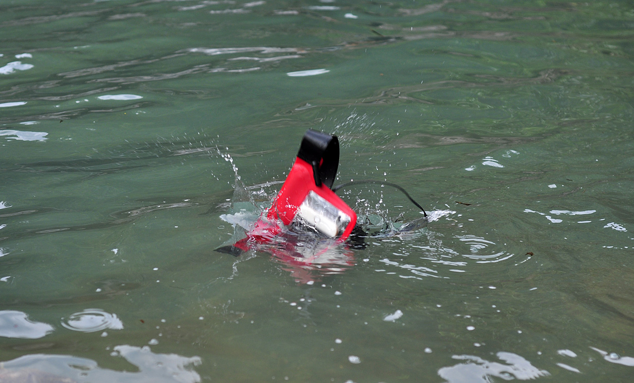 手机防水袋安全吗,防水手机袋真的防水么