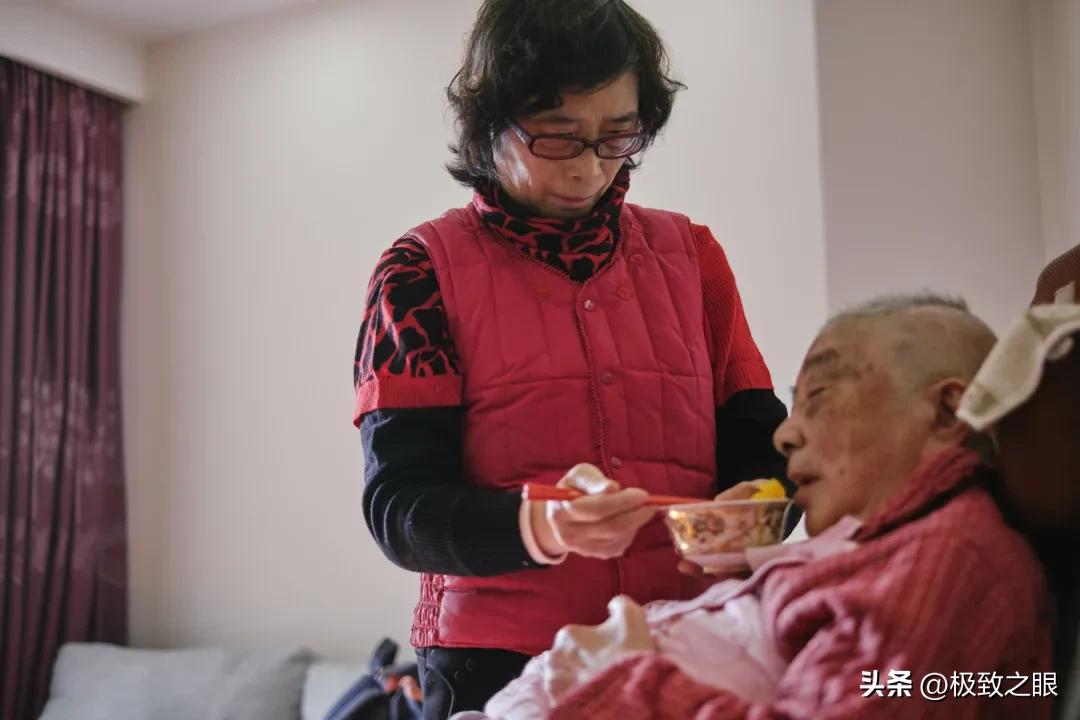 上门老人助浴项目,上门为失能老人助浴能不能挣钱