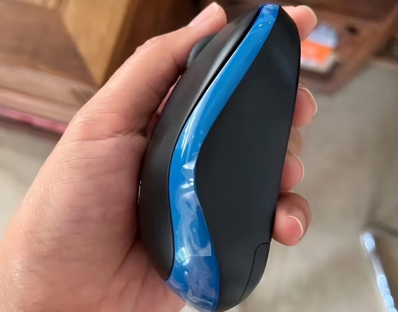 罗技m185鼠标拆解,罗技m185鼠标可以用蓝牙连接吗