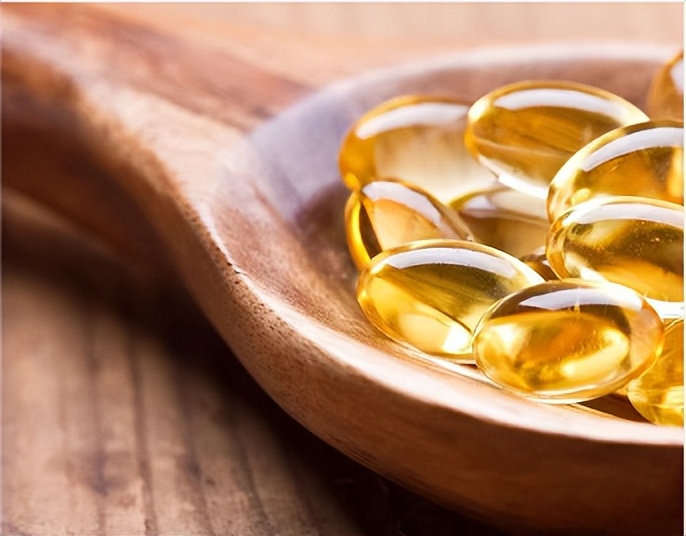 营养补充剂深海鱼油,癌症患者能吃鱼油软胶囊吗