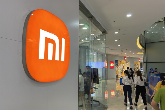 iPhone推出爱马仕配件，售价高达4899元，该学学小米性价比了