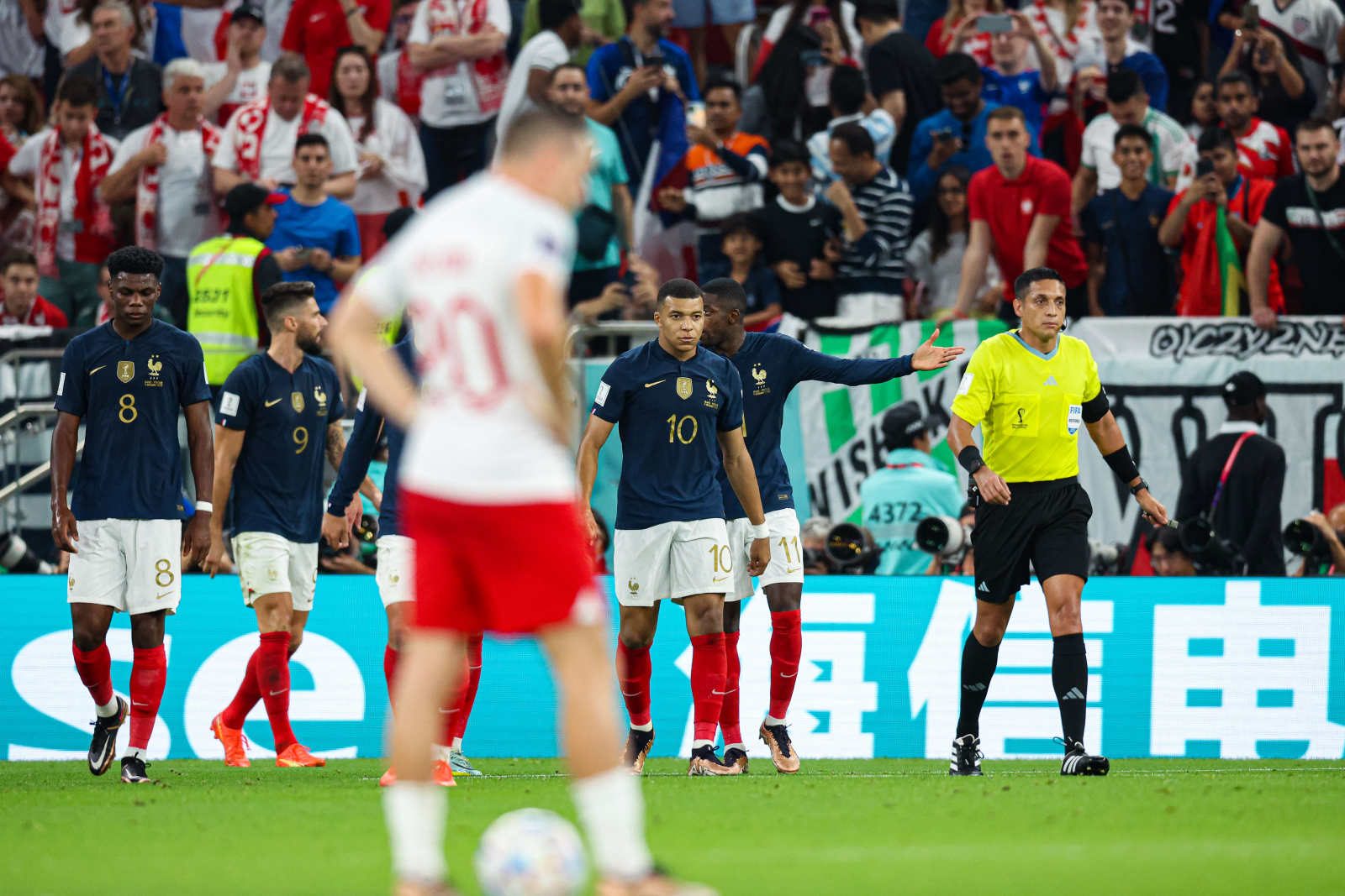 姆巴佩梅开二度致敬库里,姆巴佩梅开二度阿根廷球迷反应