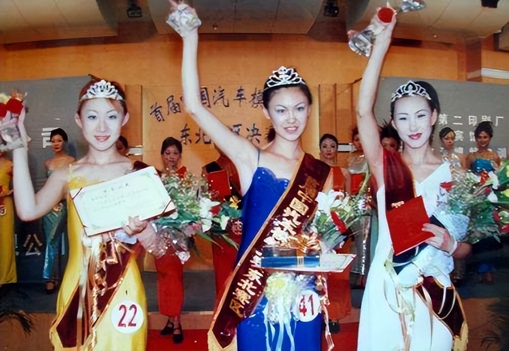 沈阳首位盲人模特,沈阳50岁女性模特