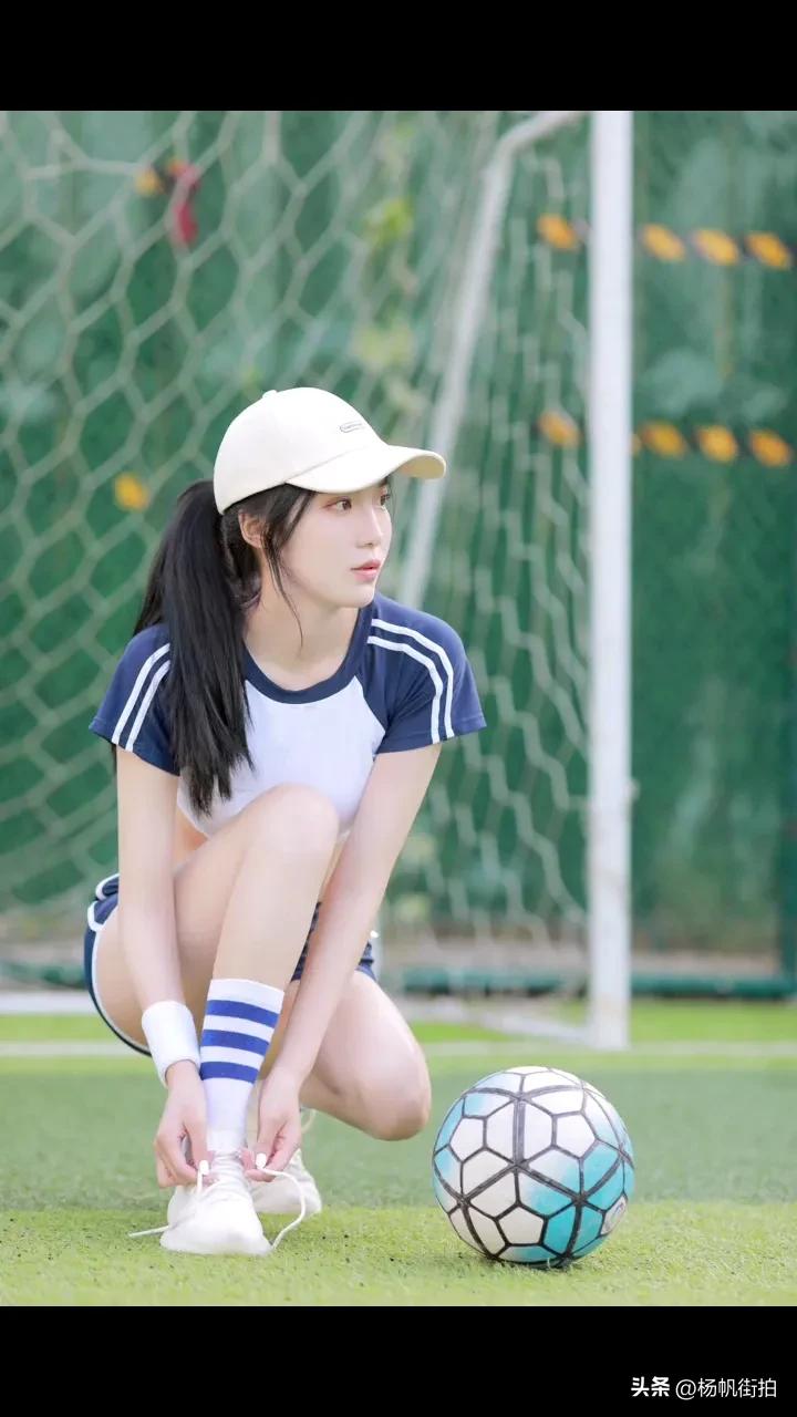 卡塔尔世界杯的出镜女孩,卡塔尔世界杯美女球迷金发镜头