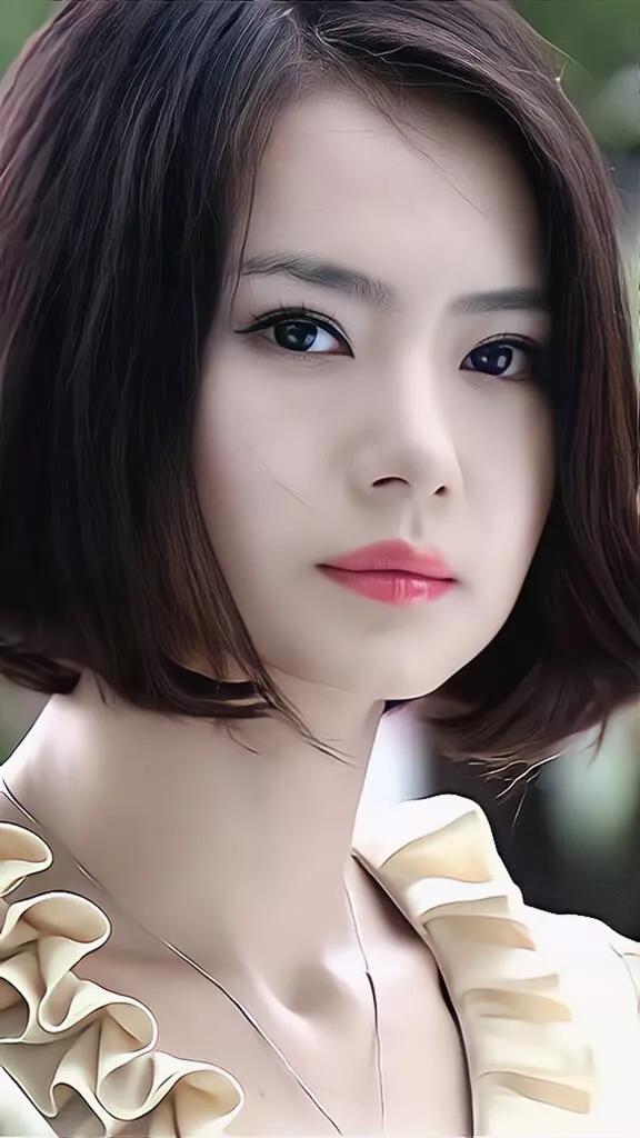 戚薇夏家三千金夏友善仿妆,夏家三千金戚薇夏友善安安