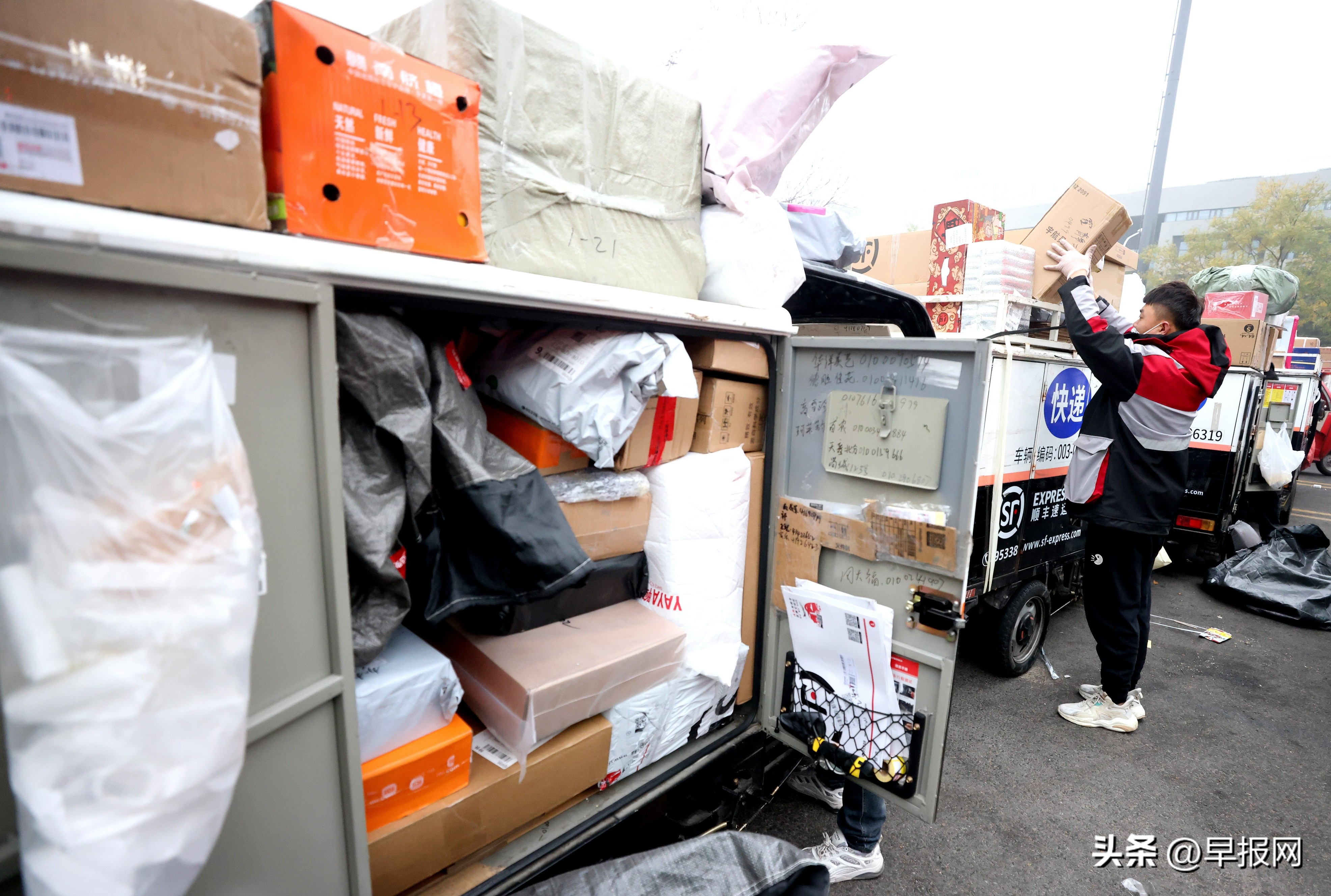 阿里巴巴双11购物节的商业模式 (双11阿里巴巴卖了多少钱)