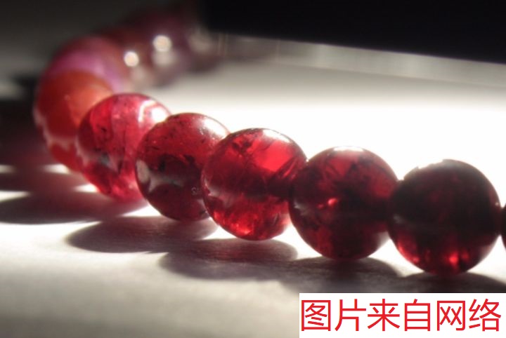 石榴石手链真假如何鉴别,怎样鉴别石榴石手链真假