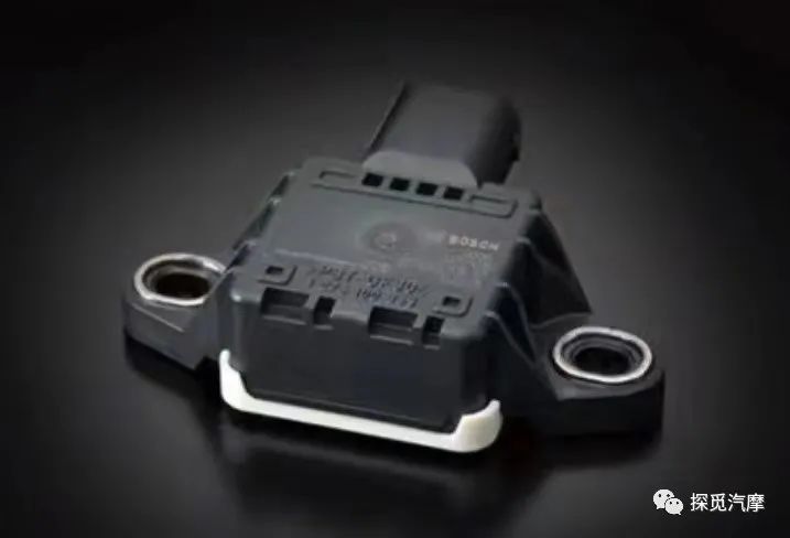 凯旋streettriple765rs评测,凯旋新款streettriple765rs